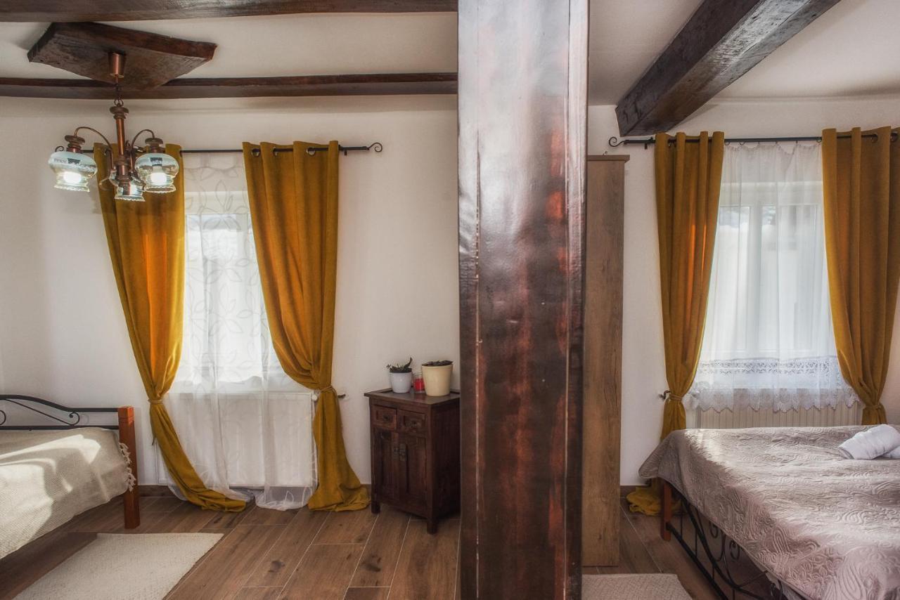Tri Mudraca Inn Karanac Zimmer foto